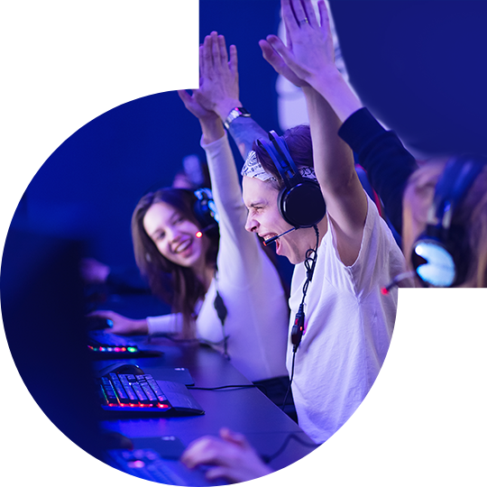 云鼎国际独家双向驱动技术<br>让电竞玩家尽情享受极致高速快感